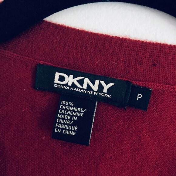 VINTAGE  Y2K Cashmere Sweater - Picture 2 of 8